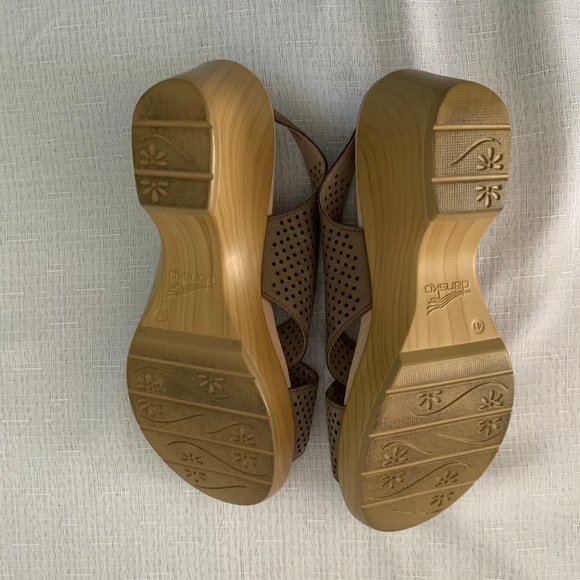 DANSKO Jacinda Perforated Sandals - Picture 6 of 9